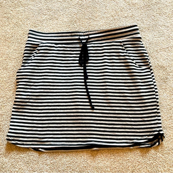 RENEE C, KAIA Knit Skirt (MP) gray/black stripe - Picture 1 of 6